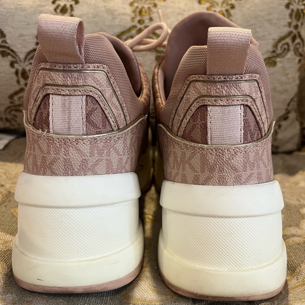 Michael Kors platform sneakers orig. price $275.00 - Picture 5 of 6